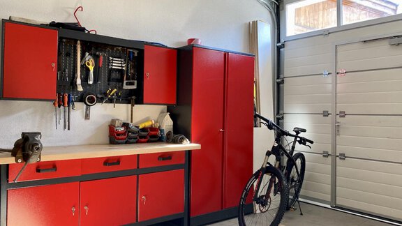 Bikeraum mit Werkzeug - 2 Gehminuten - Landhaus Waldhart - Umhausen