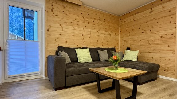 Gemütliche Wohnlandschaft mit Zirbenholzwand - Oetztal Auszeit Top 7 - Umhausen