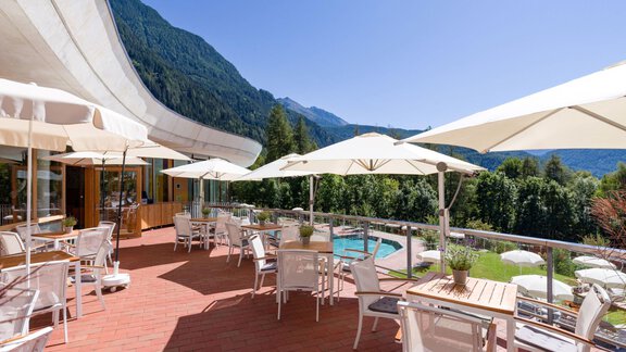Vivea Hotel Umhausen - Café / Terrasse - Vivea 4* Hotel Umhausen im Ötztal - Umhausen