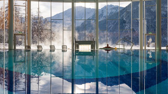 Vivea Hotel Umhausen Hallenbad im Winter - Vivea 4* Hotel Umhausen im Ötztal - Umhausen