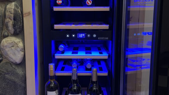 Weinschrank - Alpenfels - Zwieselstein