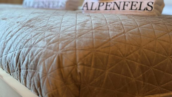 AlpenfelsTowel - Zwieselstein