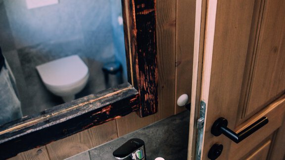 WC, Waschbecken Parterre - Landhaus im Grüne - Zwieselstein