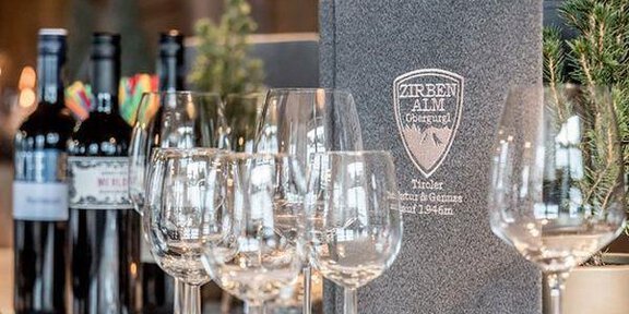 Zirben Alm1 - Hüttenabend & Live-Musik mit den "Alpentornados"