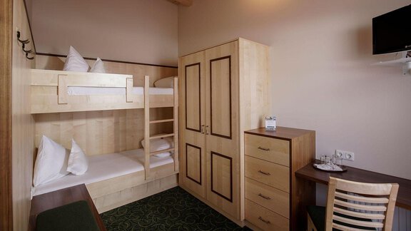 Familien-Kinderzimmer - Hotel Schöpf - Gries