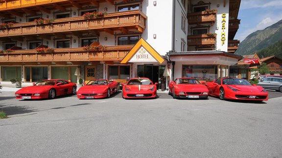 Ferrari zu Besuch in Gries, Hotel - Gasthof Schöpf - Hotel Schöpf - Gries