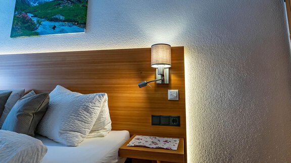 Dreibettzimmer - Apart Alpin Oetztal - Haiming
