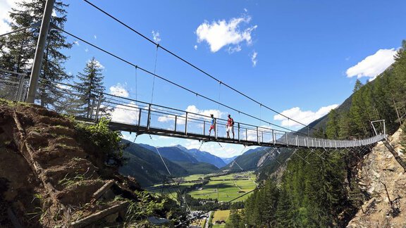 Hängebrücke Längenfeld - Chalet Walzl - Huben