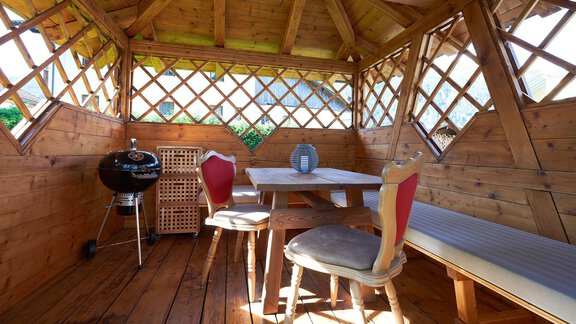 Pavillon - Grillplatz - Apart Crystal - Längenfeld