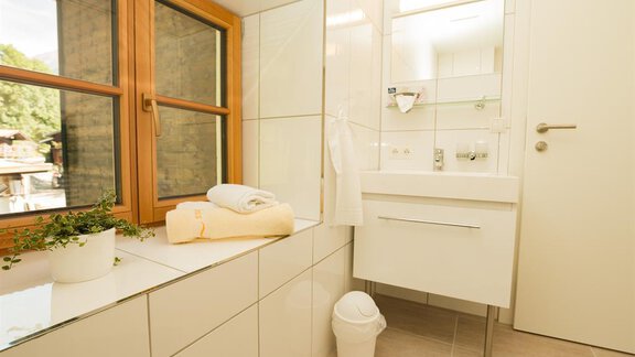 Badezimmer - Apart Falkneralm - Längenfeld