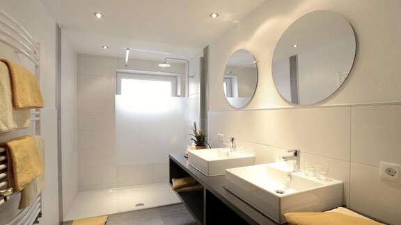 Badezimmer EG Berghof - Berghof Reich - Längenfeld