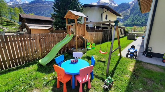 Spielplatz - Gästehaus Runhof - Längenfeld