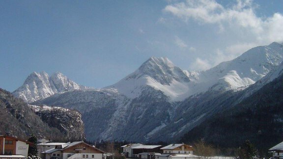 Winteraussicht am Gstreinshof - Längenfeld