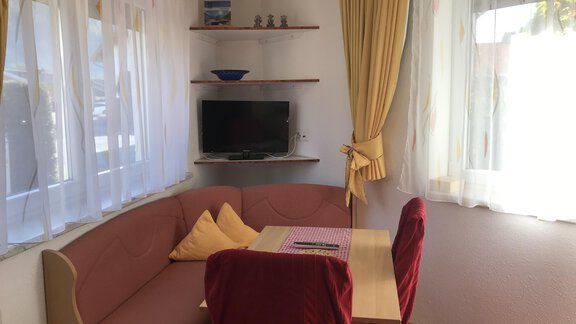 Esstisch Tina - Haus Aida - Längenfeld