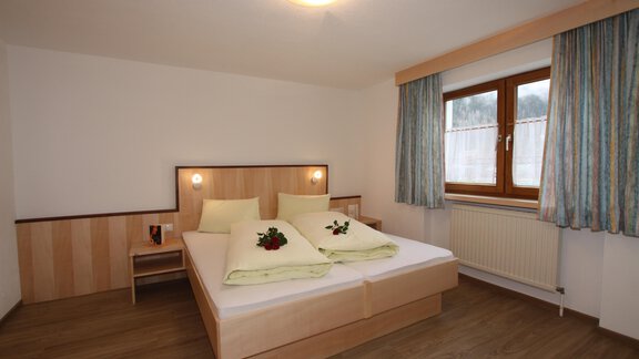 Doppelzimmer im Appartement - Haus Praxmarer - Längenfeld