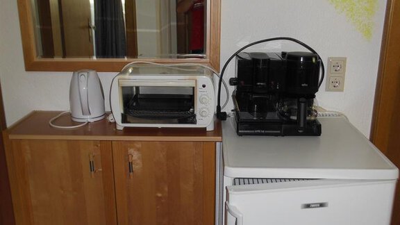 Kühlschrank, Backofen, Kaffeemaschine, Wasserkoche - Haus Schmid Franz-Josef - Längenfeld