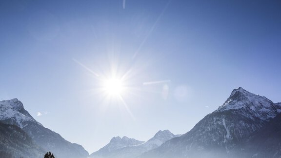 freie Aussicht auf die Bergwelt - Hotel  Bergwelt - Längenfeld