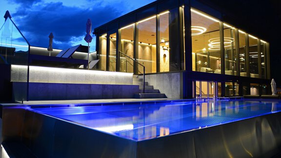 Infinity Pool - Hotel Stern - Längenfeld