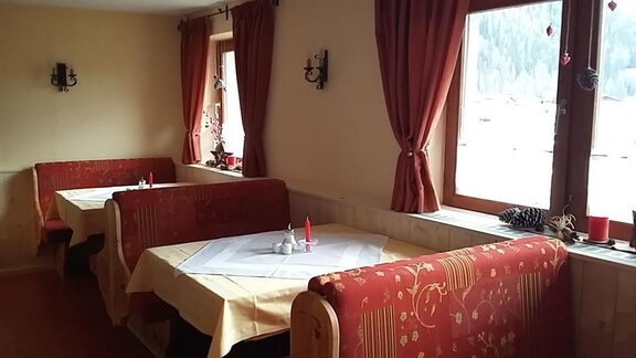 Frühstücksraum - Ferienwohnung Falkner Ernst - Niederthai