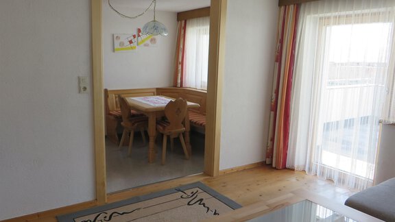 Wohnzimmer - Haus Daheim - Niederthai