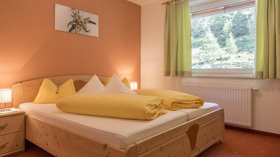 La Chiesa Schlafzimmer - Ferienwohnung La Chiesa - Obergurgl 