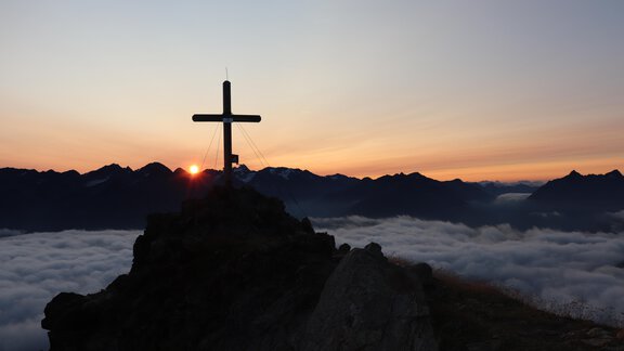 Sonnenaufgang Rotkogl - Ferienwohnung La Chiesa - Obergurgl 