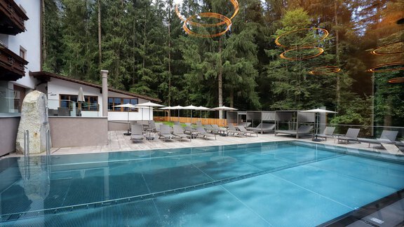 Außenpool - Aktivhotel Waldhof - Oetz