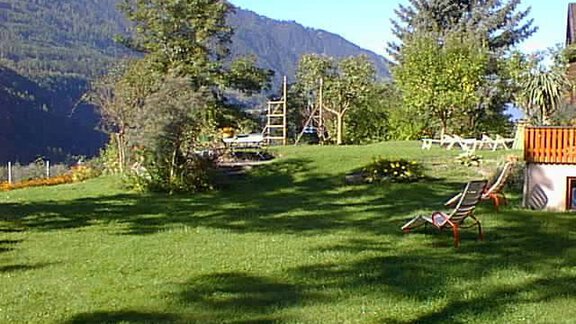 vor dem Haus - Appartements Pienz - Oetz