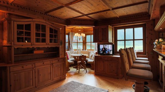 Ärker mit Bar - Chalet IN - Oetz