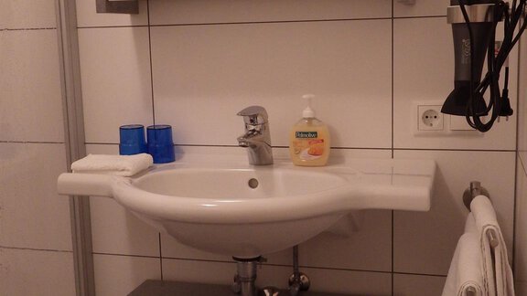Badezimmer - Ferienwohnung Marie - Oetz