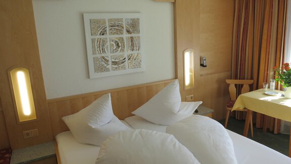 Doppelzimmer_Oetz_2 - Haus Marita - Oetz