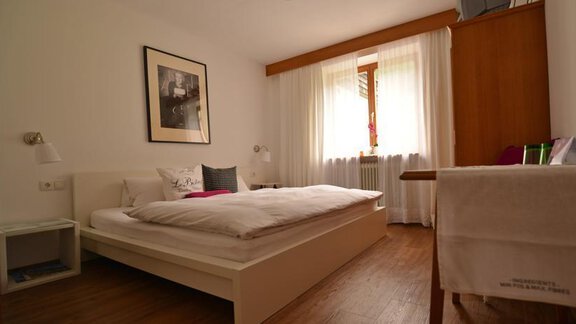 Doppelzimmer 2 - Haus Tirolerland - Oetz