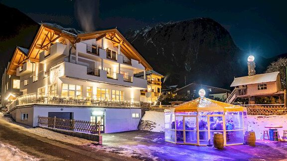 Hotel Stecher - Oetz