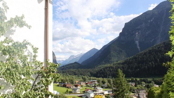 Blick vom Terrassenzimmer - Panorama Appartements Mora - Oetz