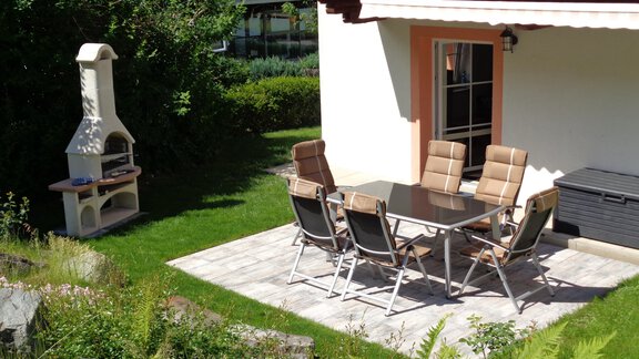 Garten mit Grillplatz - Apart4You-Ötztal - Sautens