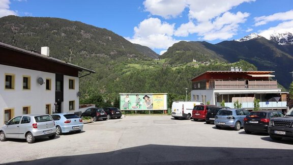 Parkplatz - Ferienwohnung Lenz - Sautens