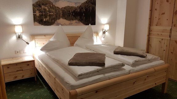 Schlafzimmer Fewo Acherkogelblick - Haus Alpenglühn - Sautens | © Fam. Rettenbacher