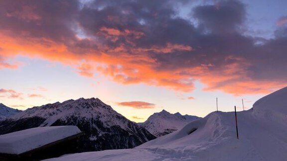Sonnenuntergang auf der Gampe - (nat) Urhütta auf der Gampe - Sölden