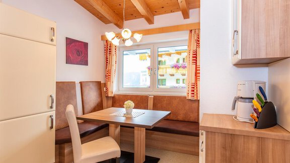 App#4 Essecke,Küche - Apart Casa Bianco - Sölden