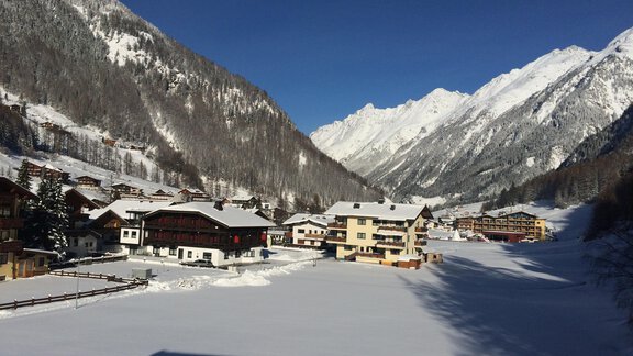 Fetzblauer Wintertag - Appt. Ideal - Sölden
