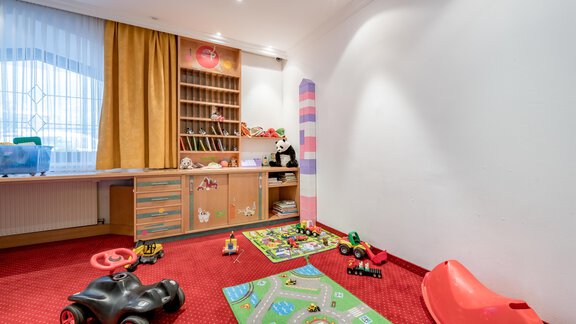 Kinderspielzimmer - Hotel Grauer Bär - Sölden