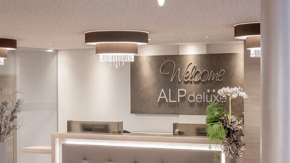Front Desk - THE DELUXE by Regina - Sölden