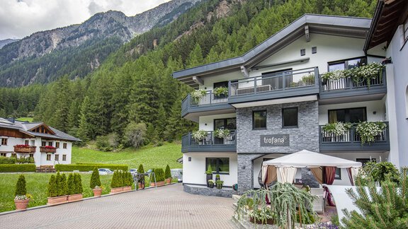 Hausansicht - Trofana Appartements - Sölden
