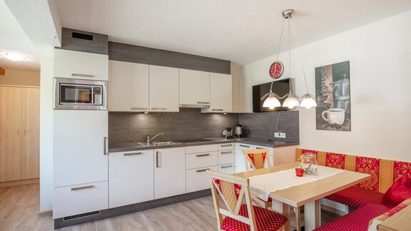 Küche mit Essbereich - Trofana Appartements - Sölden