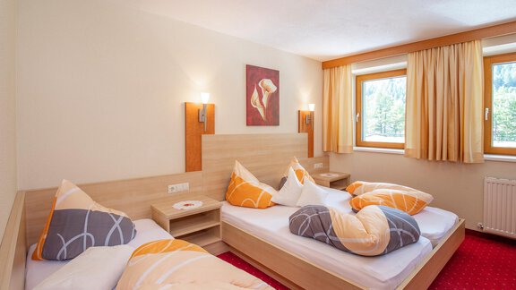 Schlafzimmer - Trofana Appartements - Sölden