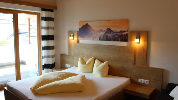 Schlafzimmer - Appartement Bergkristall - Umhausen