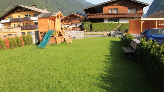 Garten - Appartement Bergkristall - Umhausen