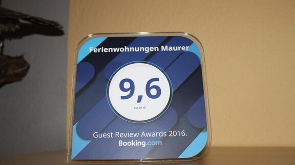 Auszeichnung Booking.com - Ferienwohnungen Maurer - Umhausen