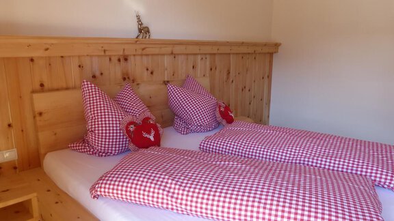 Schlafzimmer - Holzberghof Köfels - Umhausen
