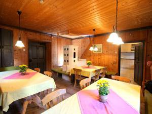 Esszimmer mit Kachelofen - Widum Niederthai - Umhausen
